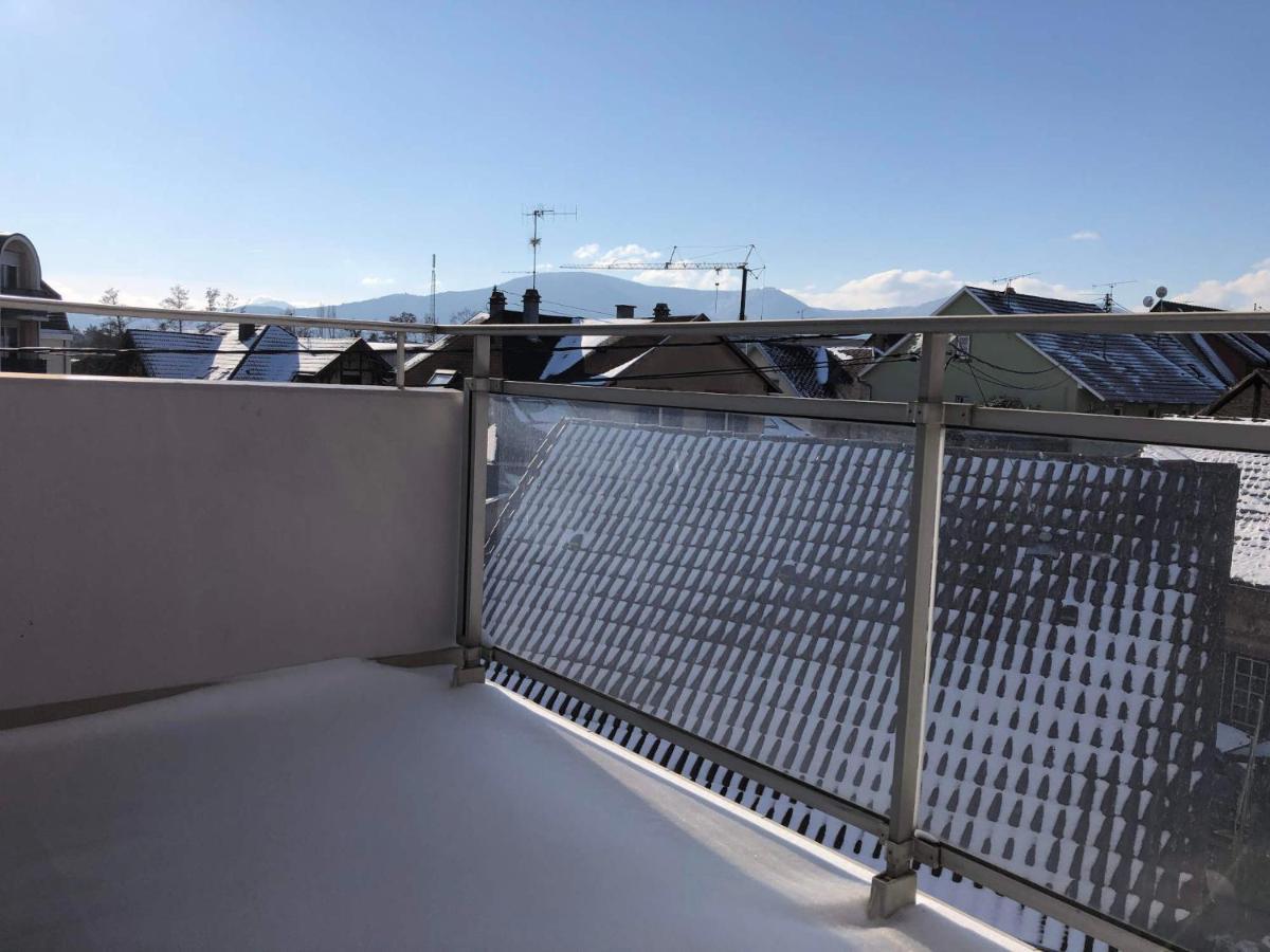 Au Pied Des Vosges Apartman Obernai Kültér fotó