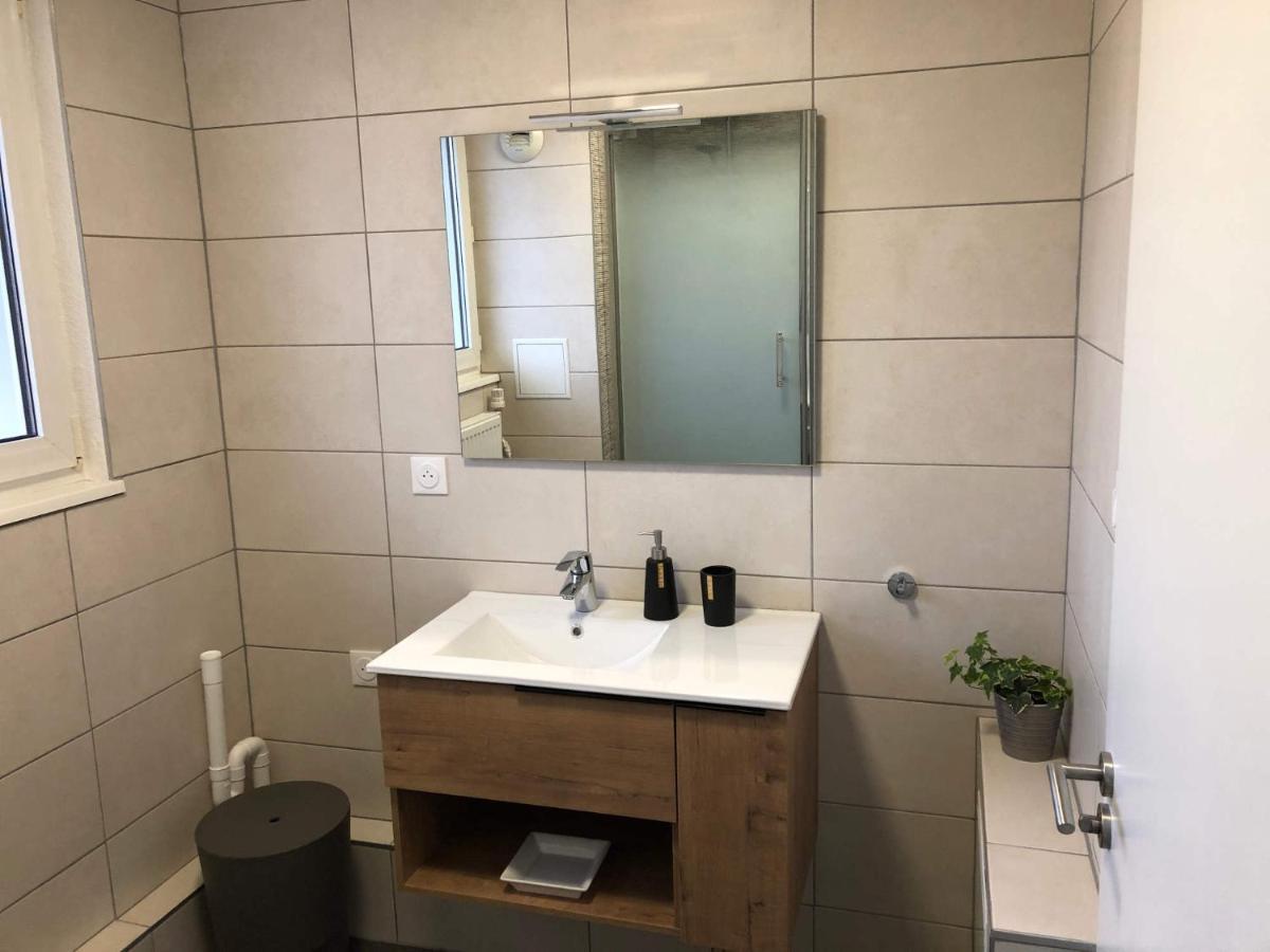 Au Pied Des Vosges Apartman Obernai Kültér fotó